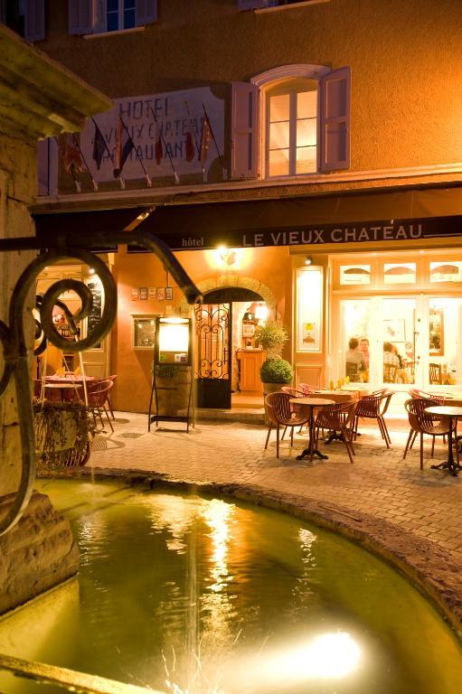 Le Vieux Chateau Aiguines Exterior photo